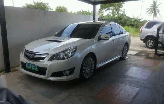 2011 Subaru Legacy GT Pearlwhite 