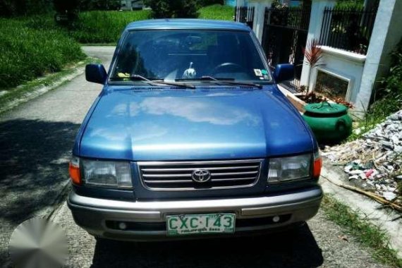 Toyota revo glx 2000 model