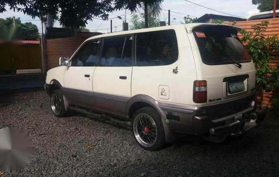 Toyota Revo Glx 1998 AT White For Sale