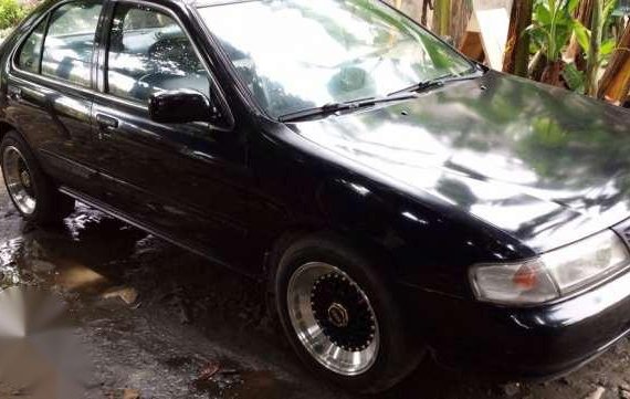 Nissan Sentra 1995 Black AT For Sale