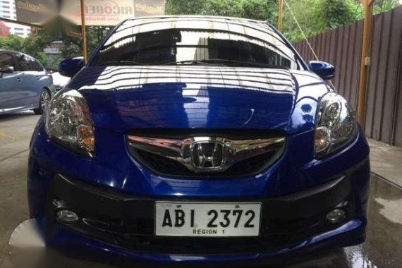 Honda Brio V 2015 Blue AT For Sale