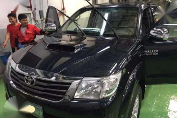 2012 Toyota Hilux G 4x4 AT Black For Sale