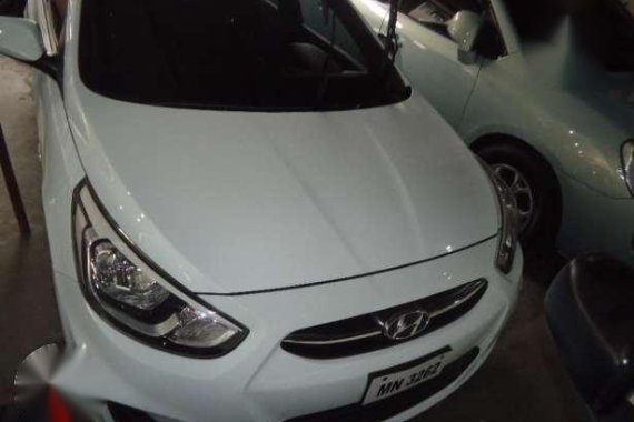 2015 Hyundai Accent CRDI MT DSL White