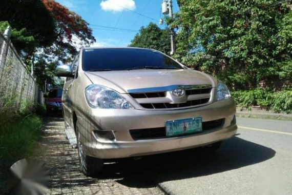 2006 Toyota Innova G AT Beige For Sale