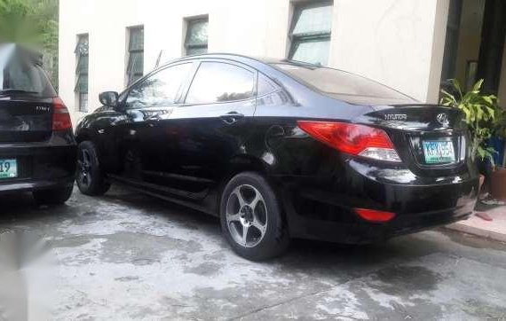 2012 Hyundai Accent Black MT For Sale