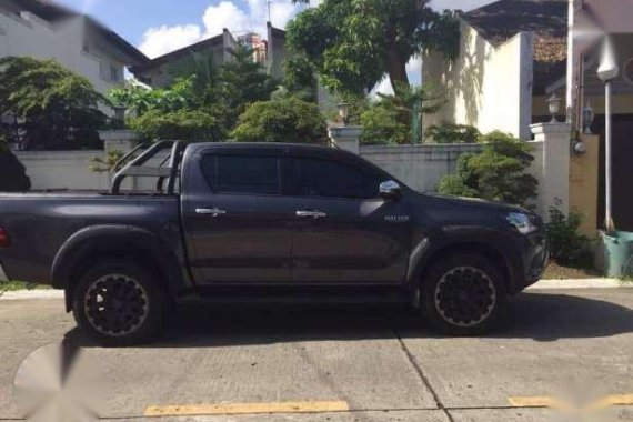 FOR SALE Toyota Hilux 2017