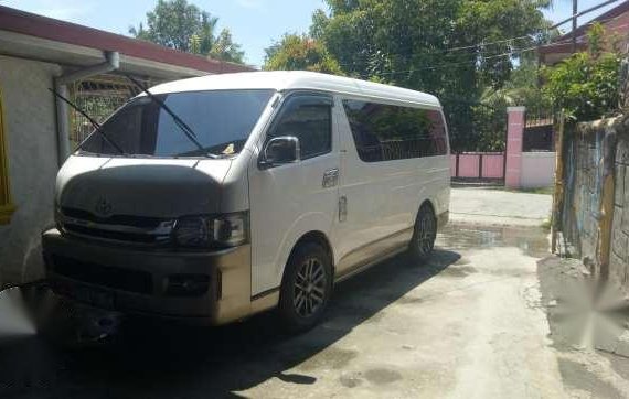 Toyota Hiace GL Grandia 2010