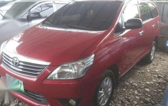 Toyota Innova E 2013 model 