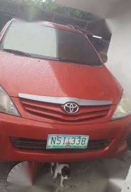 2009 Toyota Innova J MT Red For Sale