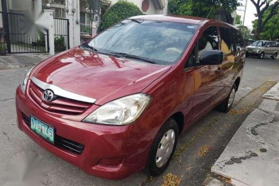 Toyota innova j MT diesel