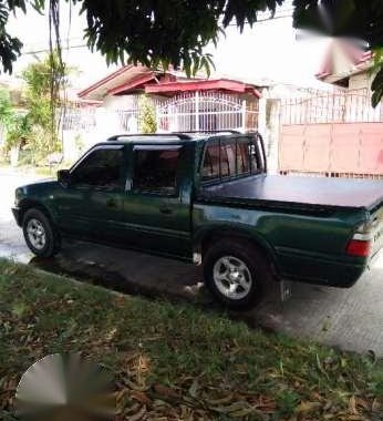 Isuzu Fuego 2005