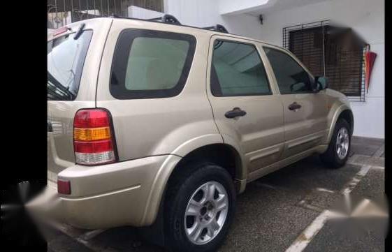 Brown Ford Escape 2004 automatic 2.0 liters 4x2