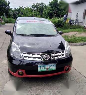 Nissan grand livina 2011