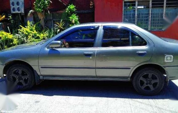 Nissan Sentra 1995 Grey MT For Sale