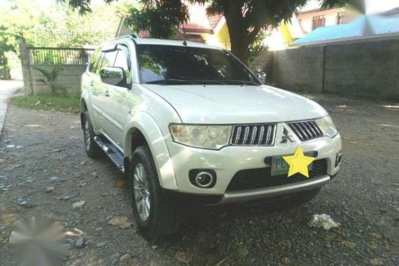 Mitsubishi Montero Sport Gls 2011 Fresh Lady Driven not fortuner