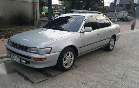 1995 toyota corolla gli