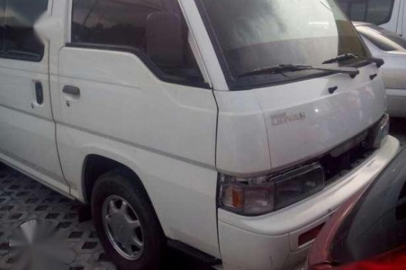 2014 urvan escapade 2015 urvan shuttle