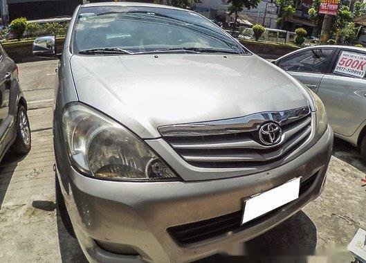 Toyota Innova 2010 Automatic