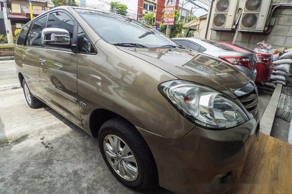 Toyota Innova 2010 Automatic
