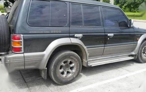 Mitsubishi pajero local