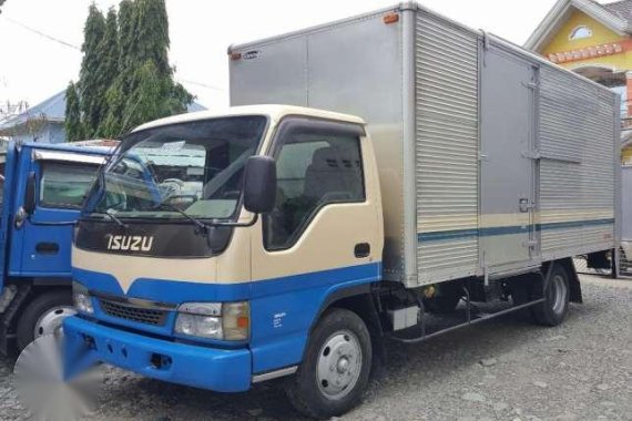 Isuzu Elf Giga Npr Wide 16FT Blue MT 