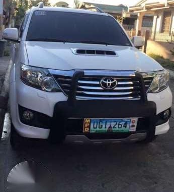 Toyota fortuner 2012 model top of the line 4x4