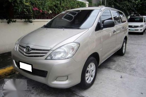 Toyota Innova E 2009 AT GOOD AS NEW adventure sportivo rav4 2010 2008