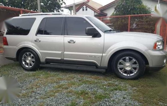 Lincoln Navigator