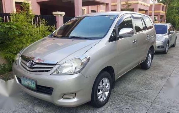 Toyota Innova E 2011mdl Super Fresh