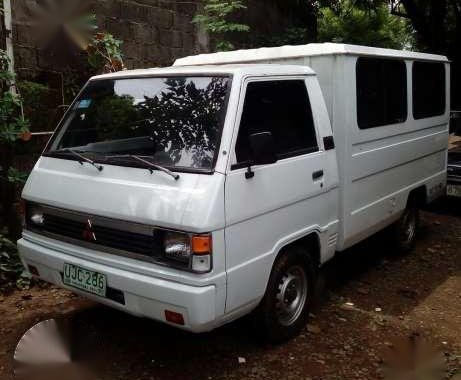 1996 Mitsubishi L300 FB Dual Aircon