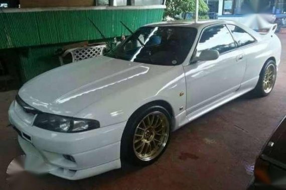 1997 Nissan Skyline R33 GTR Vspec White 