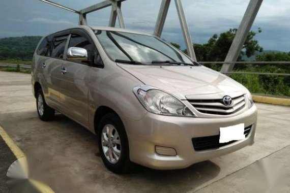 2012 Toyota Innova E Mt