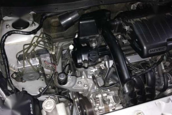 For sale mitsubishi mirage hatcback gls matic 2014