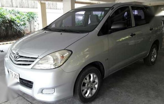 Toyota Innova E 2011 in lieu for crosswind adventure avanza 2012.2013