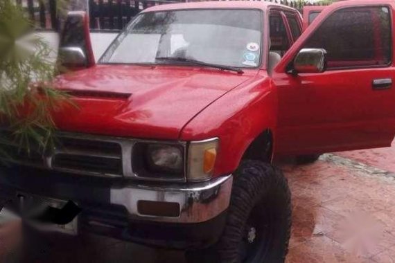 TOYOTA HILUX 4x4 -turbo diesel -double cab pick up -power steering