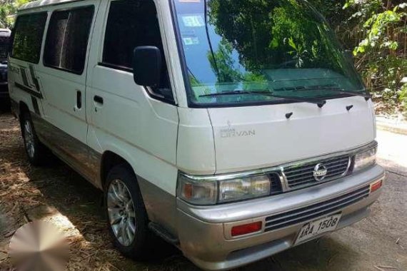 2015 Nissan Urvan Escapade diesel private owner like grandia 2013 2014