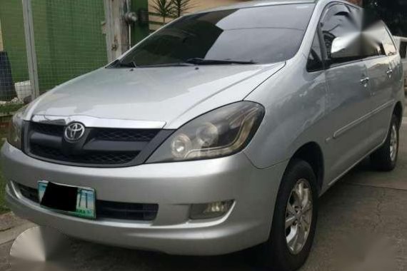 Toyota Innova V AT Silver For Sale