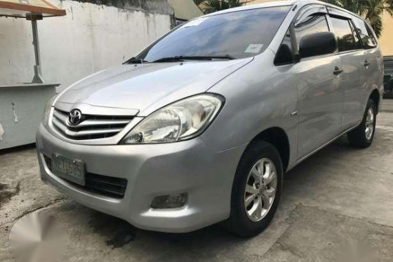 Toyota Innova E 2009