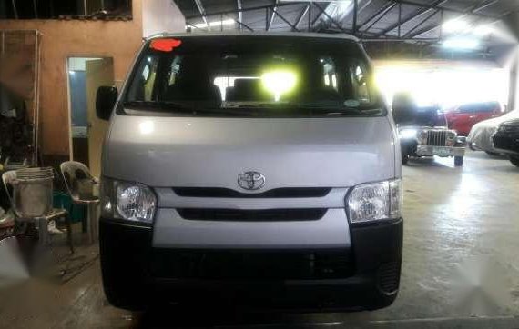2016 Toyota Hiace Commuter MT Silver For Sale