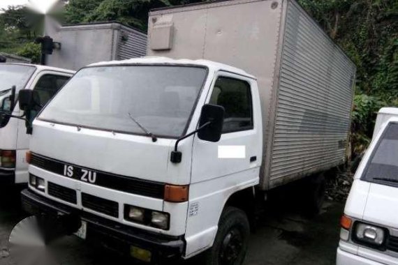 Isuzu elf Aluminum van 4BE1 wide 14ft TRUCK