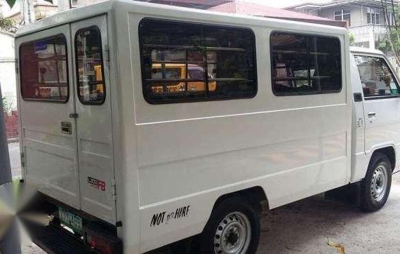 Mitsubishi L300 2009