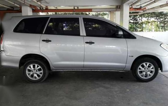 Toyota innova E 2011 manual diesel ..