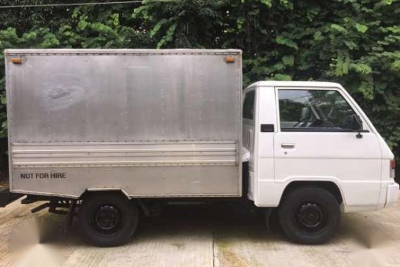 Mitsubishi L300 Aluminum White MT 1998 
