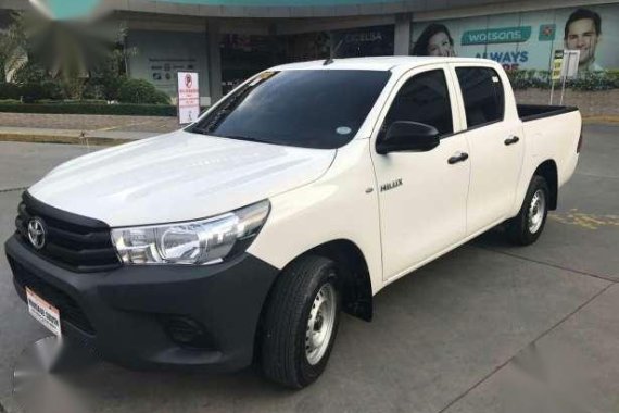 Toyota hilux j 2016 4x2 MT