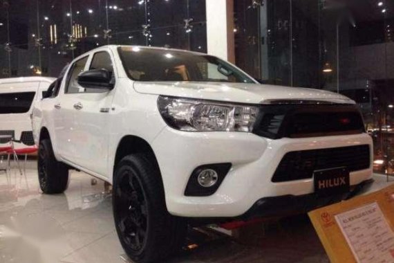 Hirap sa Approval sa Toyota Hilux 65k Down Tulungan kita Maaproved