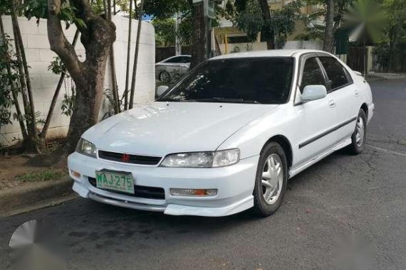 Honda Accord 1997 MT White For Sale