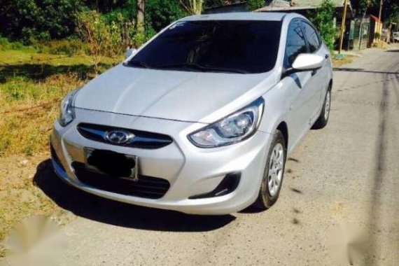 Hyundai Accent 1.3 2012 MT Silver For Sale