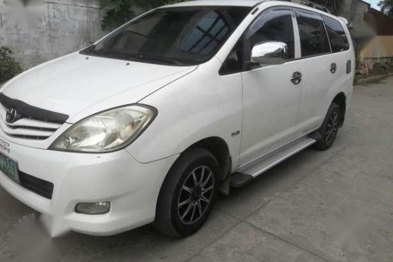 Toyota Innova J