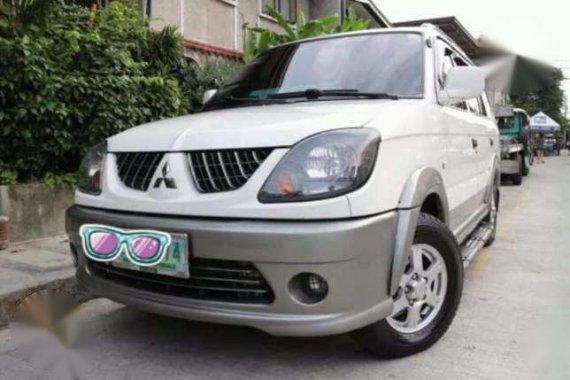 Mitsubishi Adventure 2008