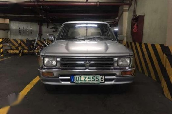 Toyota Hilux 1993 4X2 Silver MT For Sale